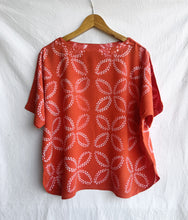 Load image into Gallery viewer, Orange Slices - Soft Shibori Cotton Top