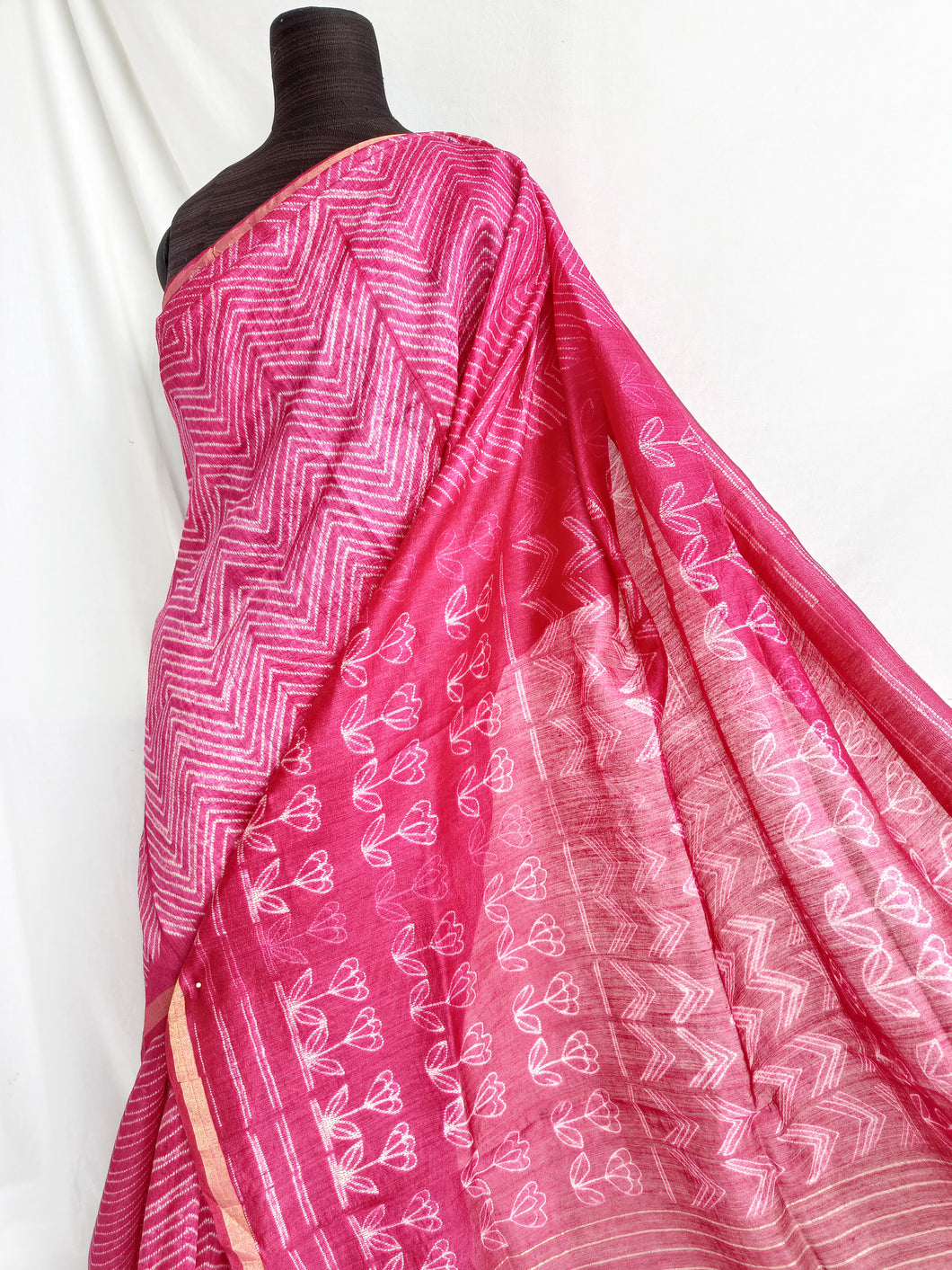 Zig Zag - Tussar silk shibori saree with blouse